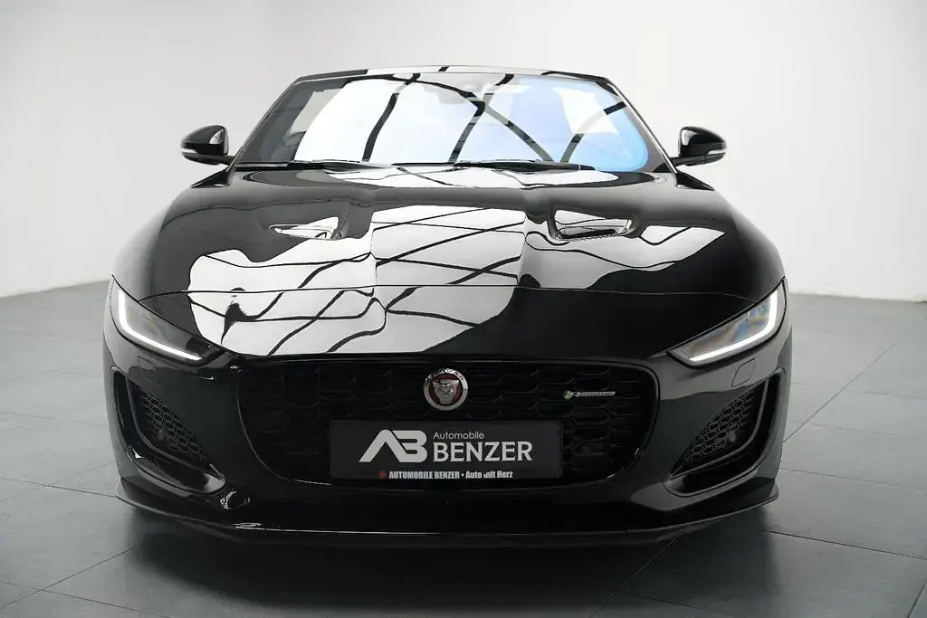 Gebraucht Jaguar F-Type R-Dynamic 300 PS (220 kW) 2022 Schwarz Cabrio