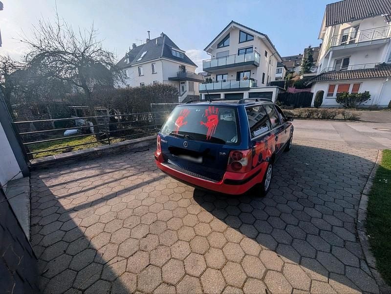 Gebraucht VW Passat 115 PS (84 kW) 2002 Blau Kombi