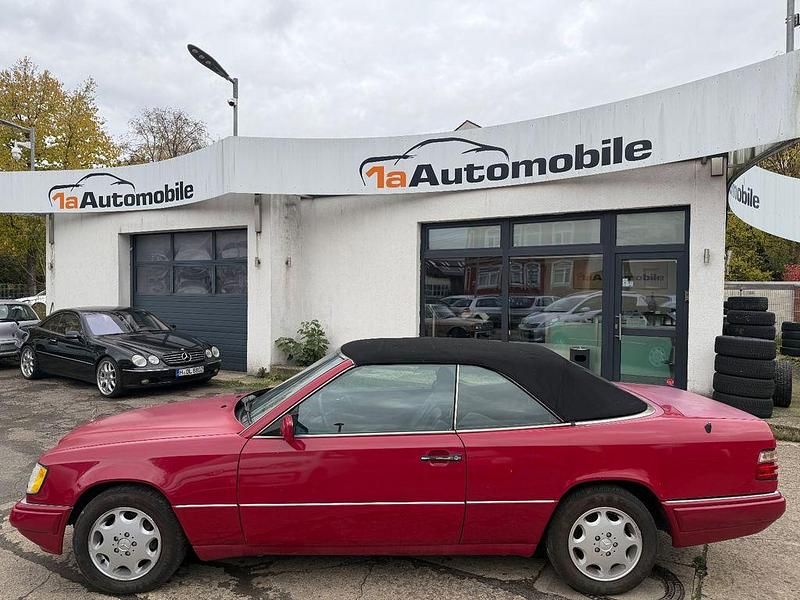 Gebraucht Mercedes 320 220 PS (161 kW) 1994 Rot Cabrio