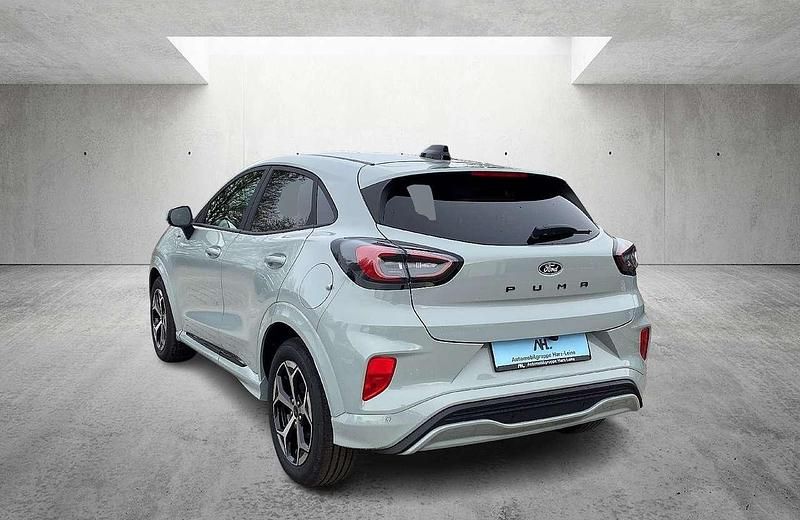 Neu Ford Puma ST-Line 125 PS (91 kW) 2025 Cactus grey SUV