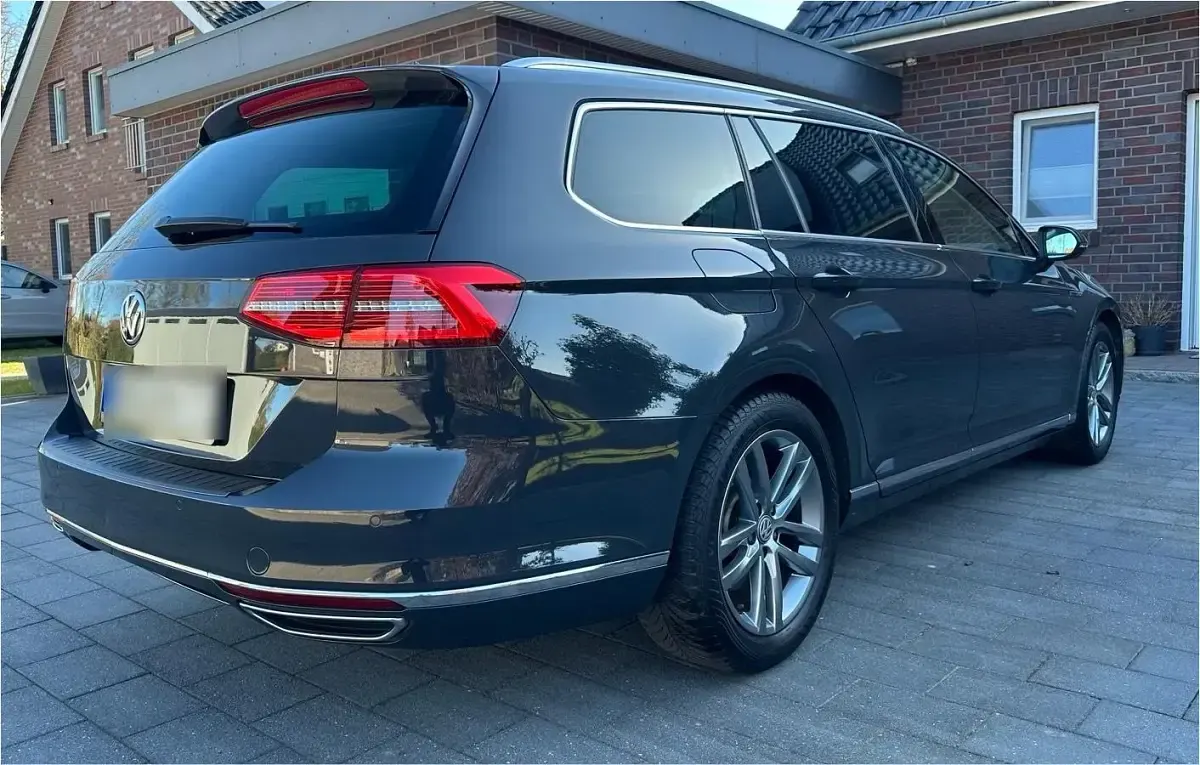 Gebraucht VW Passat 238 PS (175 kW) 2015 Grau Kombi