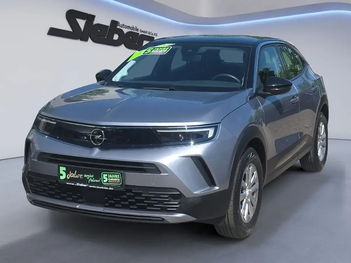 Używany Opel Mokka Edition 101 KM (74 kW) 2023 Szary SUV
