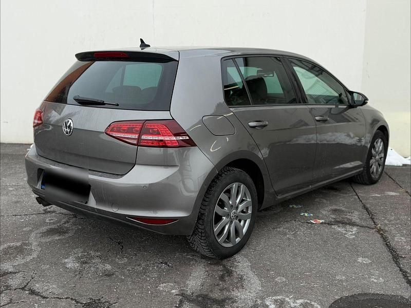 Gebraucht VW Golf Highline 150 PS (110 kW) 2015 Silber Limousine