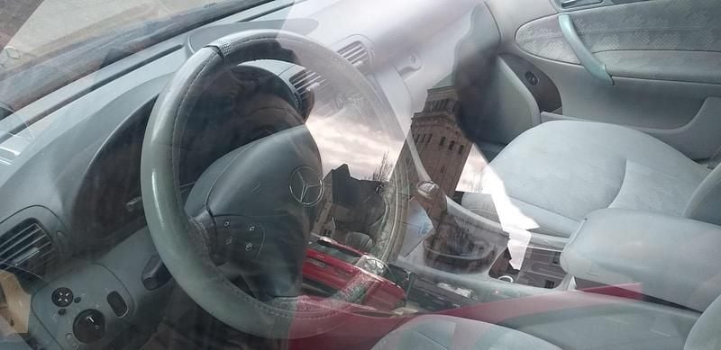 Second-hand Mercedes C180 2003 Albastru Berlinǎ