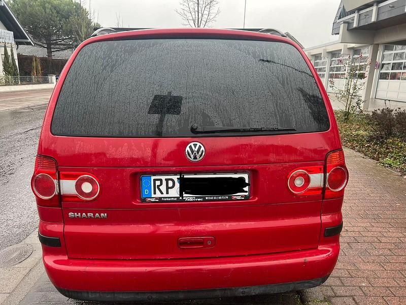 Gebraucht VW Sharan 116 PS (85 kW) 2007 Rot Van / Kleinbus