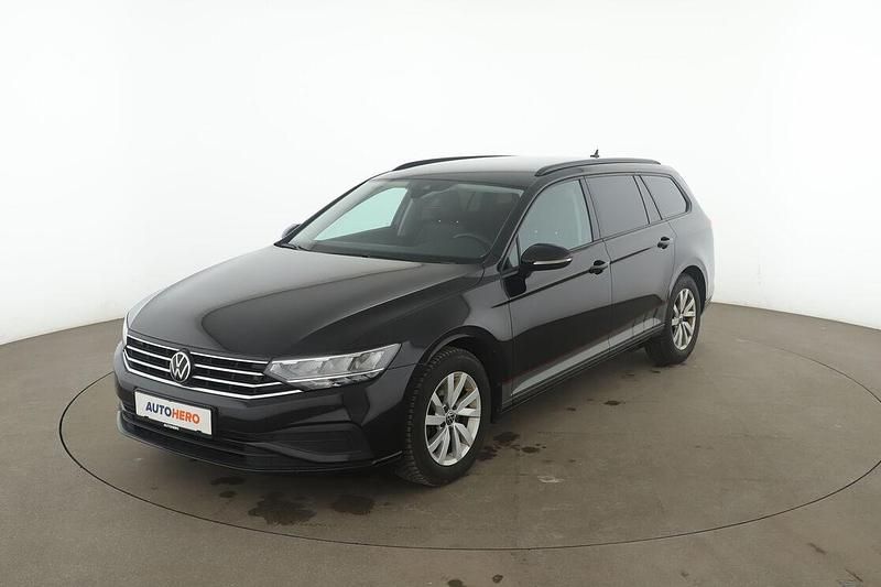 Gebraucht VW Passat 150 PS (110 kW) 2021 Schwarz Kombi