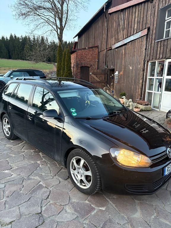Gebraucht VW Golf VI Trendline 105 PS (77 kW) 2010 Schwarz Kleinwagen