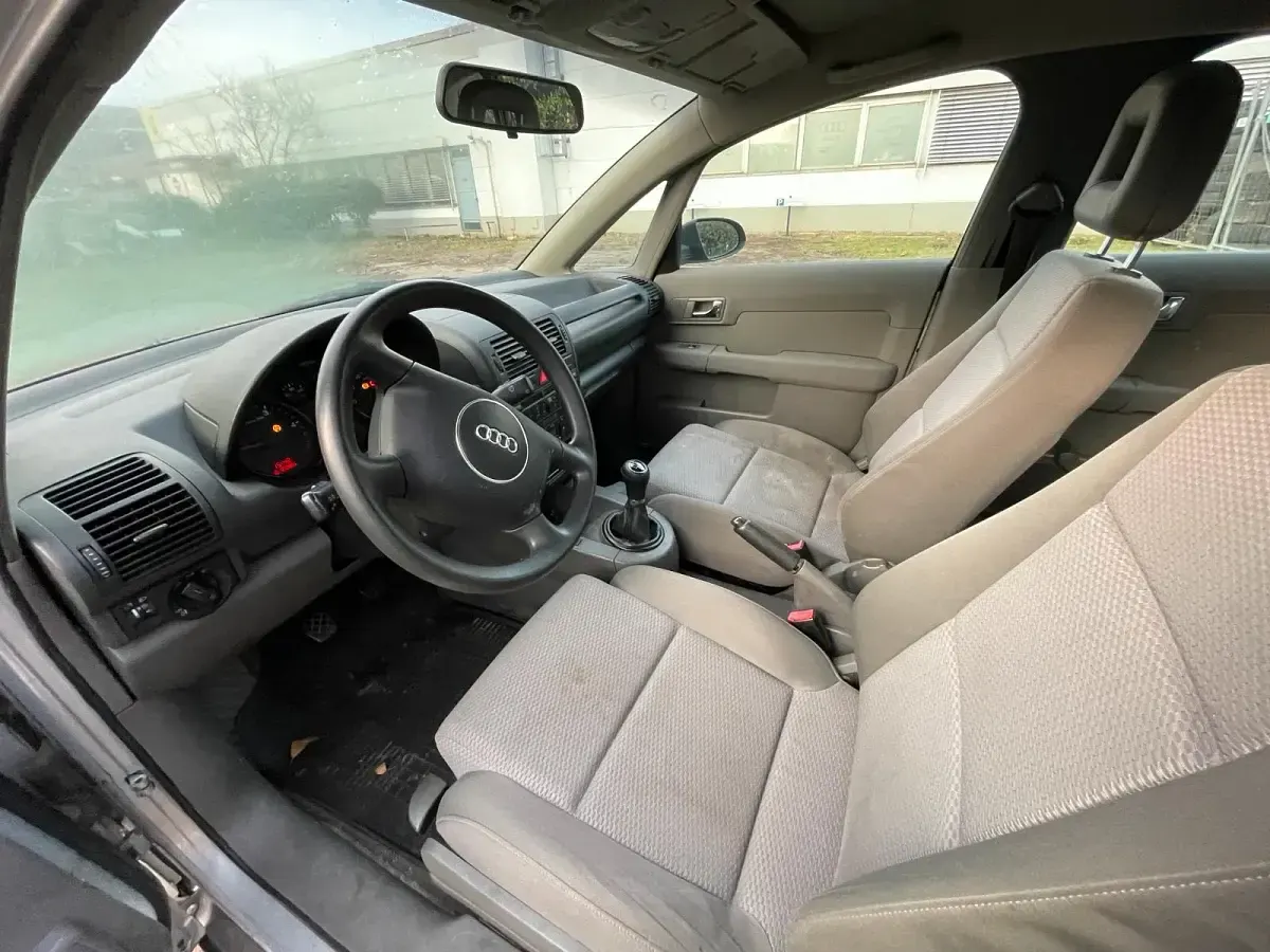 Gebraucht Audi A2 75 PS (55 kW) 2001 Silber Kleinwagen