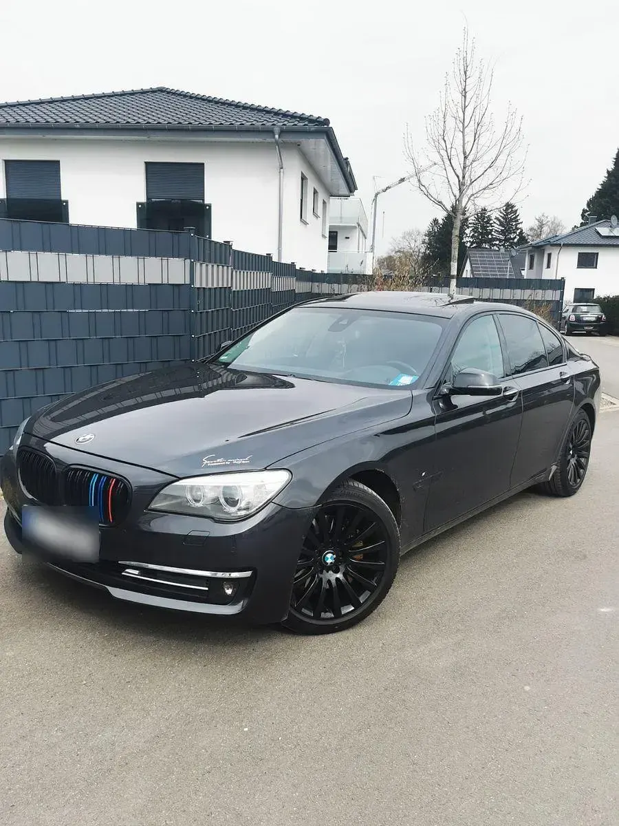 Second-hand BMW 730L 258 CP (189 kW) 2012 Gri Berlinǎ