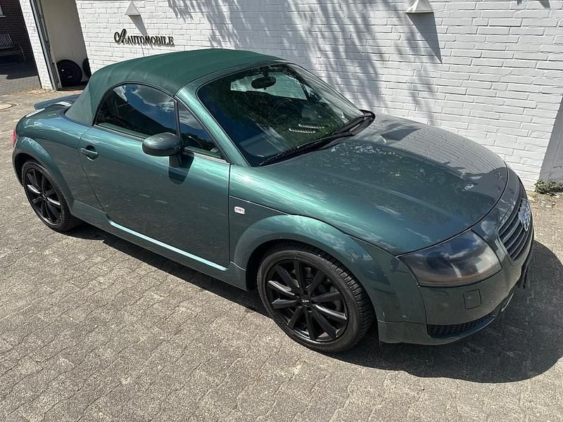 Grün Gebraucht 2001 Audi TT Roadster Design Cabrio | 3.950 € (Guter Preis) - Bild 1/4