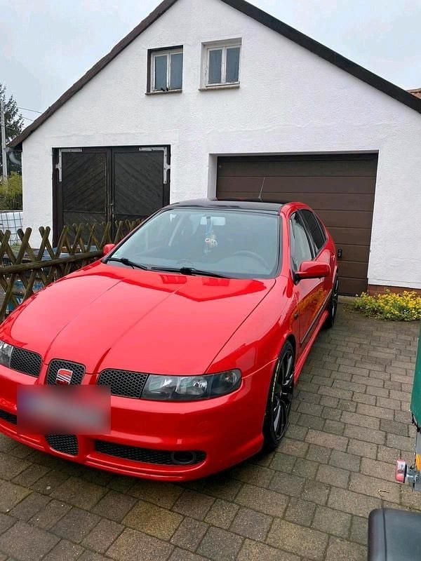 Gebraucht Seat Leon 180 PS (132 kW) 2000 Rot Kleinwagen