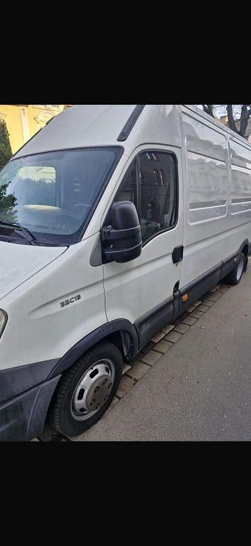 Gebraucht Iveco Daily 126 PS (92 kW) 2012 Van / Kleinbus