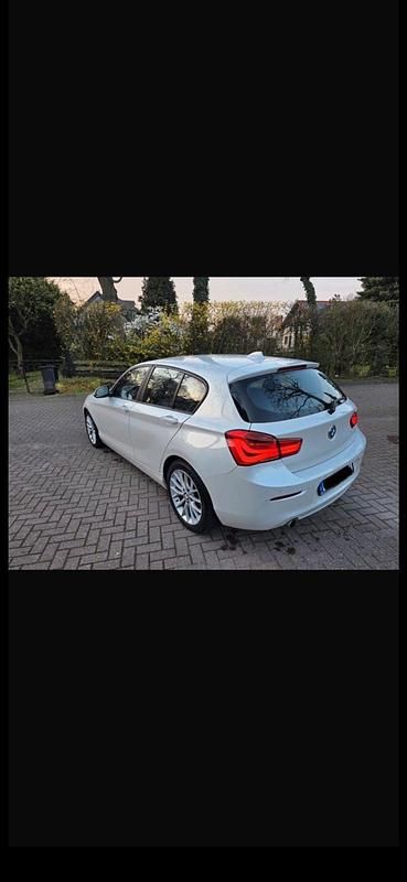 Gebraucht BMW 116 116 PS (85 kW) 2016 Weiß Kleinwagen