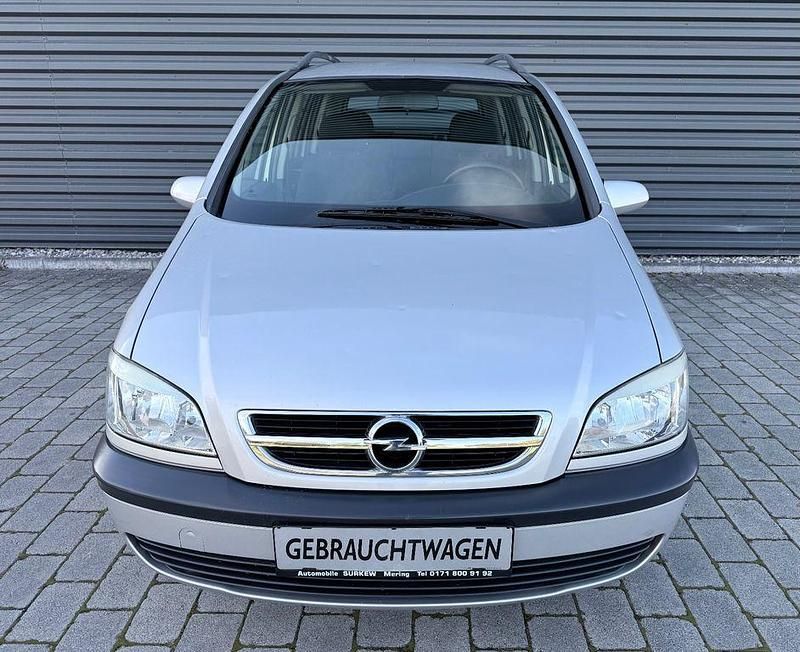 Gebraucht Opel Zafira Njoy 125 PS (91 kW) 2004 Starsilber/silver iii Van / Kleinbus