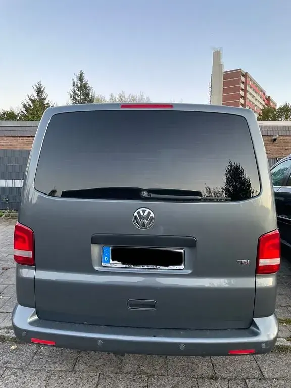 Gebraucht VW Multivan 179 PS (131 kW) 2019 Braun Van / Kleinbus