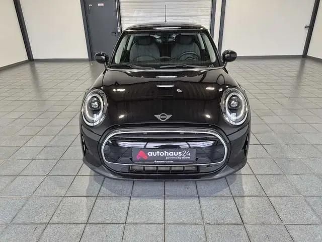 Second-hand Mini ONE Classic 75 CP (55 kW) 2022 Negru Hatchback