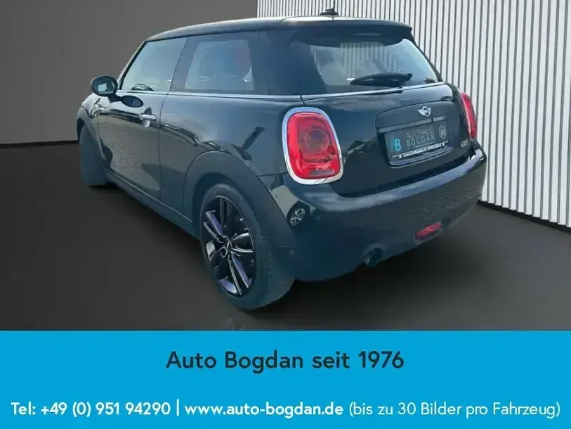 Używany Mini ONE 75 KM (55 kW) 2017 Czarny Hatchback