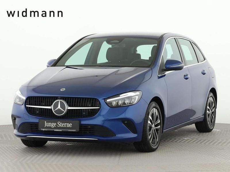 Metalliclack spektralblau Gebraucht 2024 Mercedes B200 Progressive Van / Kleinbus | 30.850 € (Guter Preis) - Bild 1/4
