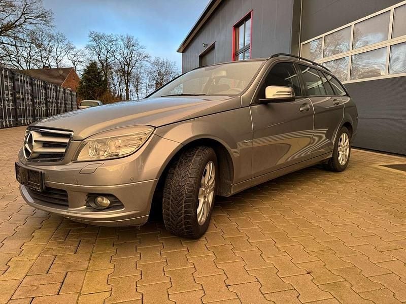 Gebraucht Mercedes C220 170 PS (125 kW) 2010 Silber Kombi