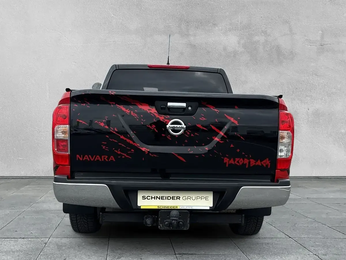 Gebraucht Nissan Navara N-Connecta 163 PS (119 kW) 2017 Schwarz Pickup