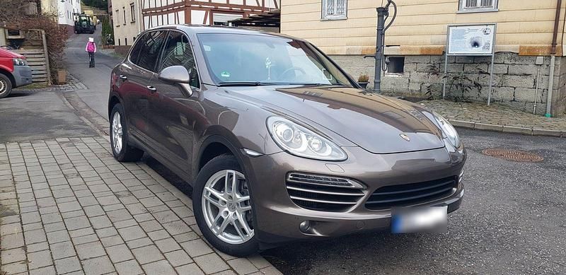Gebraucht Porsche Cayenne 245 PS (180 kW) 2012 Braun SUV