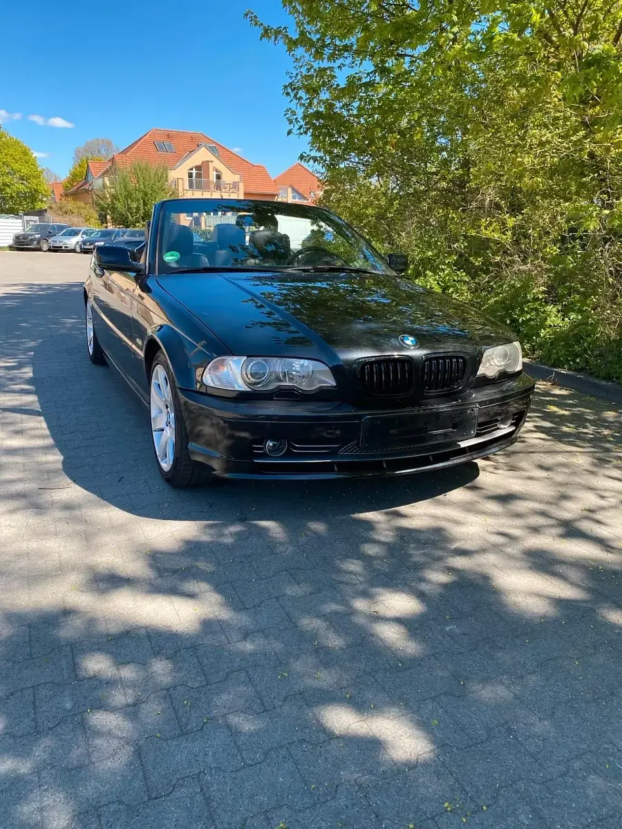 Second-hand BMW 330 231 CP (169 kW) 2002 Negru Cabrio