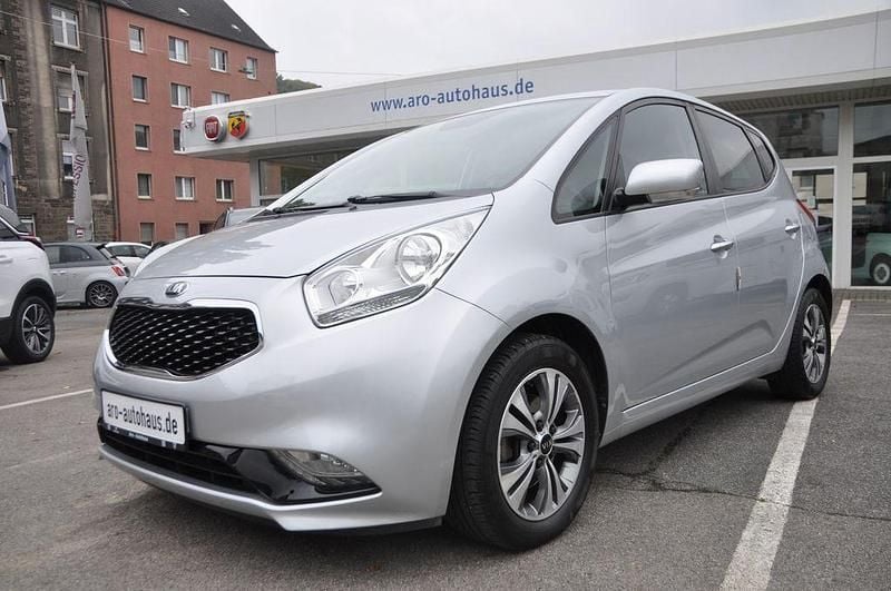 Silber Gebraucht 2019 Kia Venga DREAM-TEAM Edition Kleinwagen | 13.990 € (Fairer Preis) - Bild 1/4