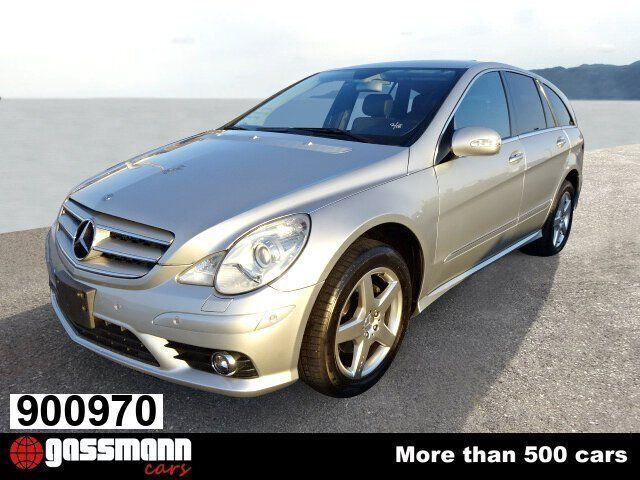Silber Gebraucht 2006 Mercedes R500 Van / Kleinbus | 22.491 € - Bild 1/4