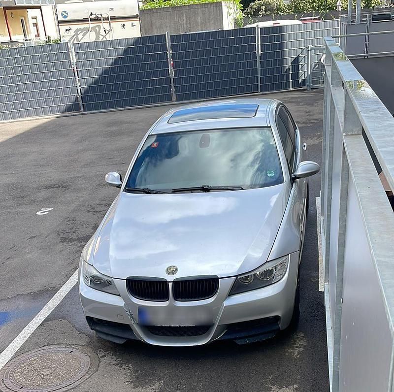 Silber Gebraucht 2007 BMW 320 M Sport Limousine | 3.700 € (Guter Preis) - Bild 1/4