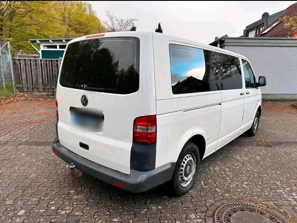 Gebraucht VW Caravelle 131 PS (96 kW) 2006 Weiß Van