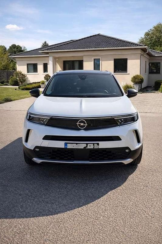 Gebraucht Opel Mokka-e Ultimate 100 kW (136 PS) 2023 Weiß SUV