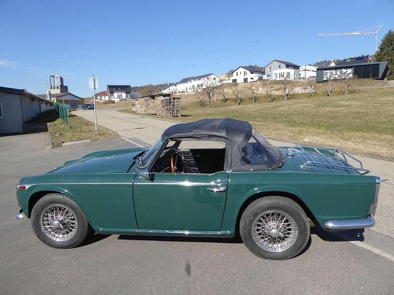 Gebraucht Triumph TR4 101 PS (74 kW) 1966 Grün Cabrio