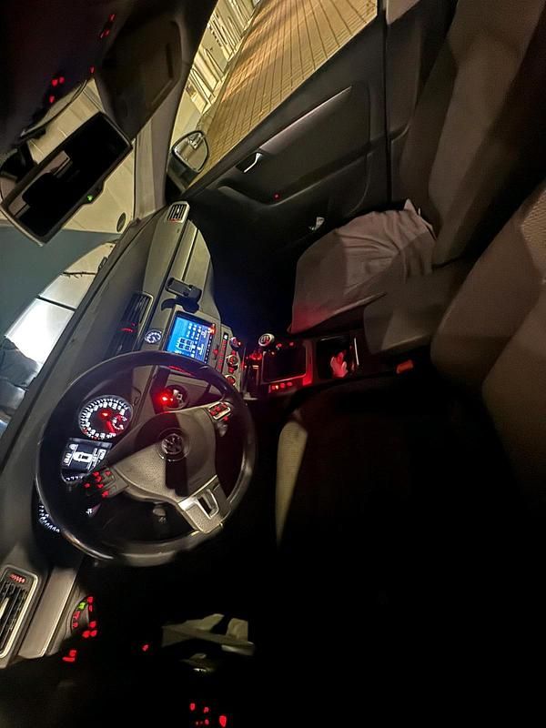 Grau Gebraucht 2012 VW Passat Kombi | 5.500 € (Guter Preis) - Bild 1/1