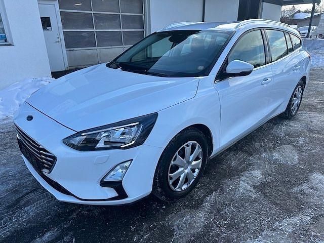 Gebraucht Ford Focus Titanium 120 PS (88 kW) 2020 Weiß Limousine