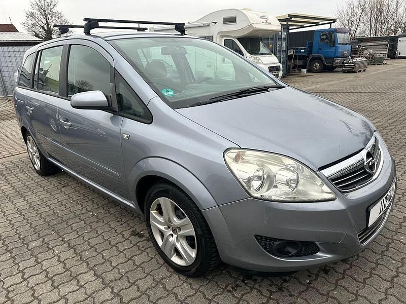Second-hand Opel Zafira Edition 116 CP (85 kW) 2009 Argintiu Monovolum