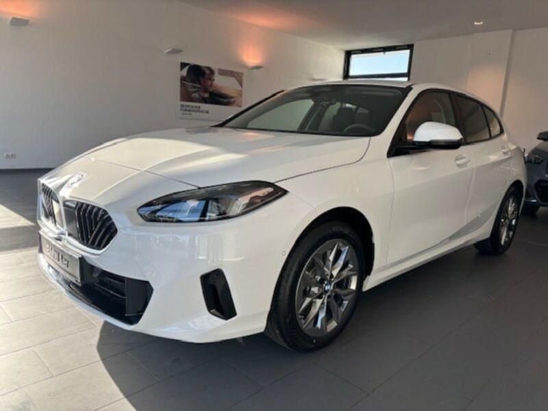 Neu BMW 120 170 PS (125 kW) 2026 Alpinweiss uni Kleinwagen