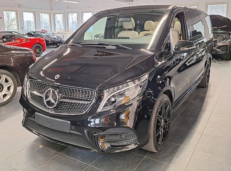 Schwarz Gebraucht 2024 Mercedes V300 AMG Van / Kleinbus | 75.499 € (Fairer Preis) - Bild 1/4
