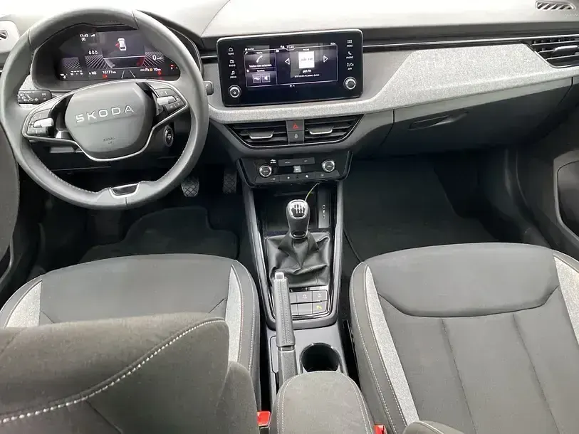 Gebraucht Skoda Scala Selection 116 PS (85 kW) 2025 Schwarz schwarz (metallic) Kleinwagen