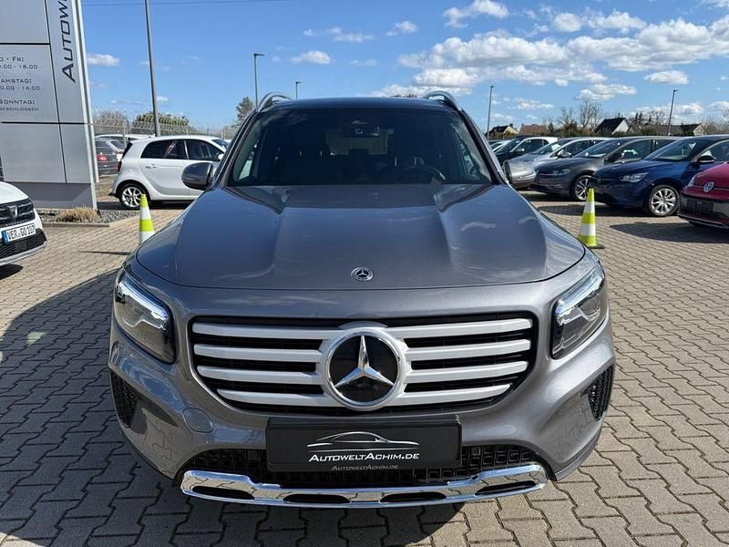 Gebraucht Mercedes GLB200 150 PS (110 kW) 2025 Grau SUV