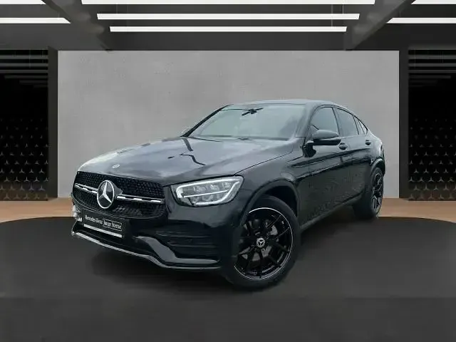 Gebraucht Mercedes GLC300 AMG 258 PS (189 kW) 2023 Schwarz Coupé