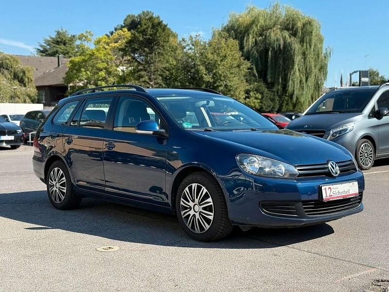 Blau Gebraucht 2010 VW Golf VI Trendline Kombi | 5.800 € (Etwas zu teuer) - Bild 1/2