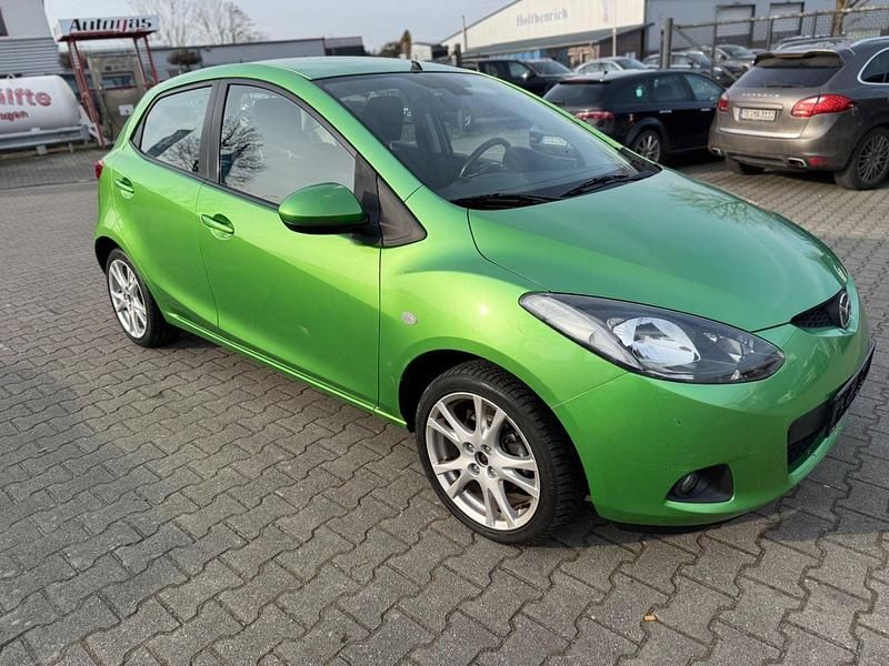 Gebraucht Mazda 2 86 PS (63 kW) 2007 Grün Kleinwagen