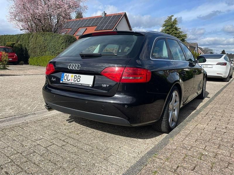 Gebraucht Audi A4 Ambition 160 PS (117 kW) 2009 Schwarz Kombi