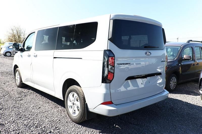 Neu Ford Transit Custom Limited 170 PS (125 kW) 2026 Digital aqua blue metallic Kombi