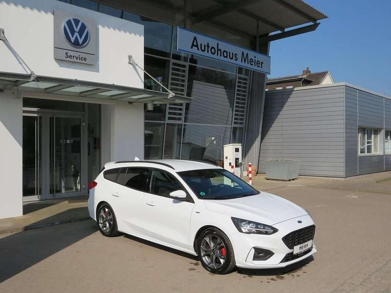 Gebraucht Ford Focus ST-Line 150 PS (110 kW) 2020 Frostweiß Kombi