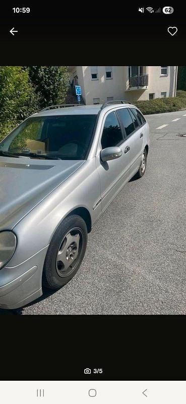 Second-hand Mercedes 200 163 CP (119 kW) 2003 Negru Break