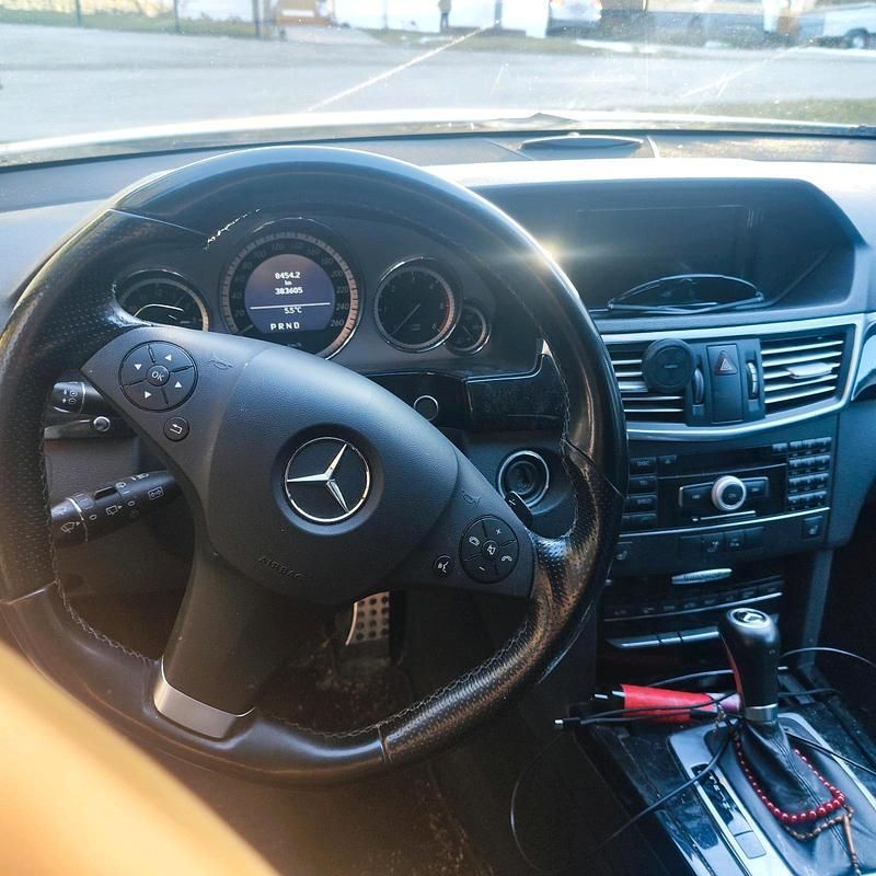 Second-hand Mercedes E250 204 CP (150 kW) 2011 Alb Break