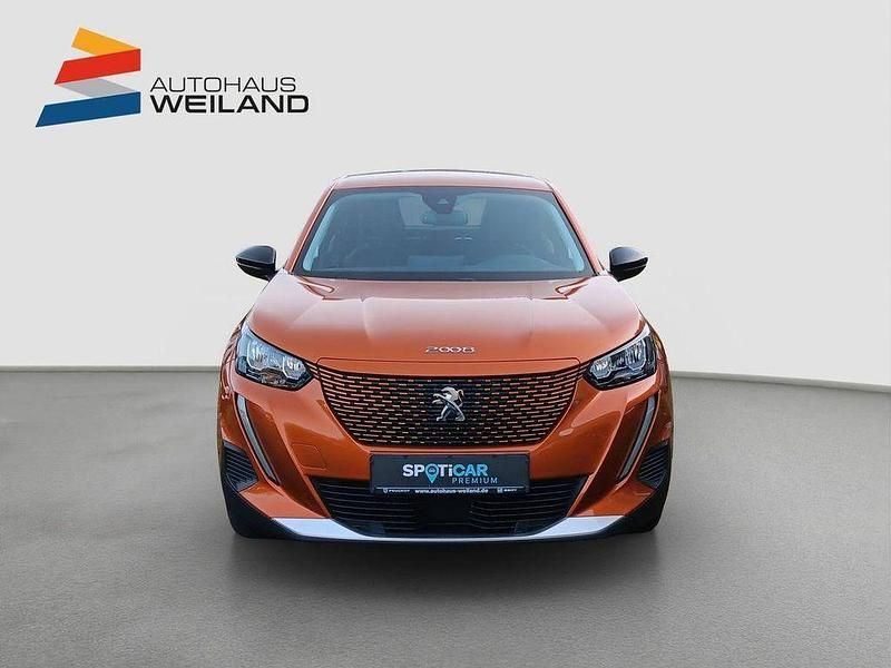 Gebraucht Peugeot e-2008 Active 100 kW (136 PS) 2022 Orange SUV