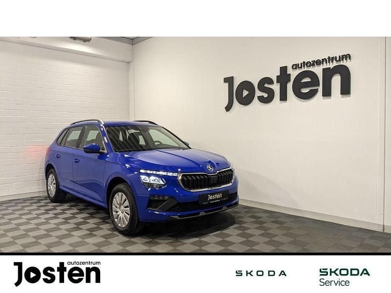Blau (energyblau) Neu 2025 Skoda Kamiq Essence SUV | 21.350 € (Superpreis) - Bild 1/4