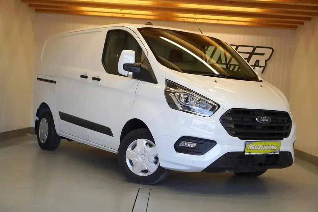 Second-hand Ford Transit Custom 131 CP (96 kW) 2022 Alb Monovolum